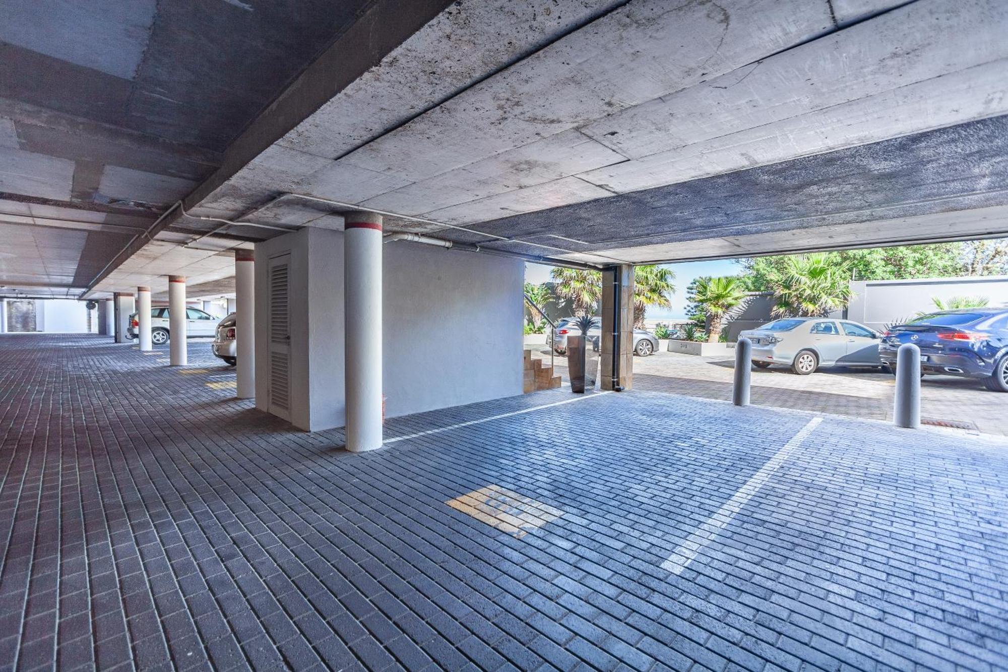 Modern Beachfront With Ocean Views - Infinity G9, Blouberg, Cape Town โบลแบร์กสตรานด์ ภายนอก รูปภาพ