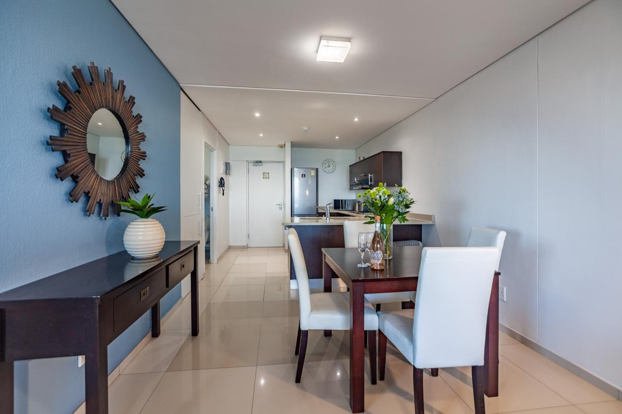 Modern Beachfront With Ocean Views - Infinity G9, Blouberg, Cape Town โบลแบร์กสตรานด์ ภายนอก รูปภาพ